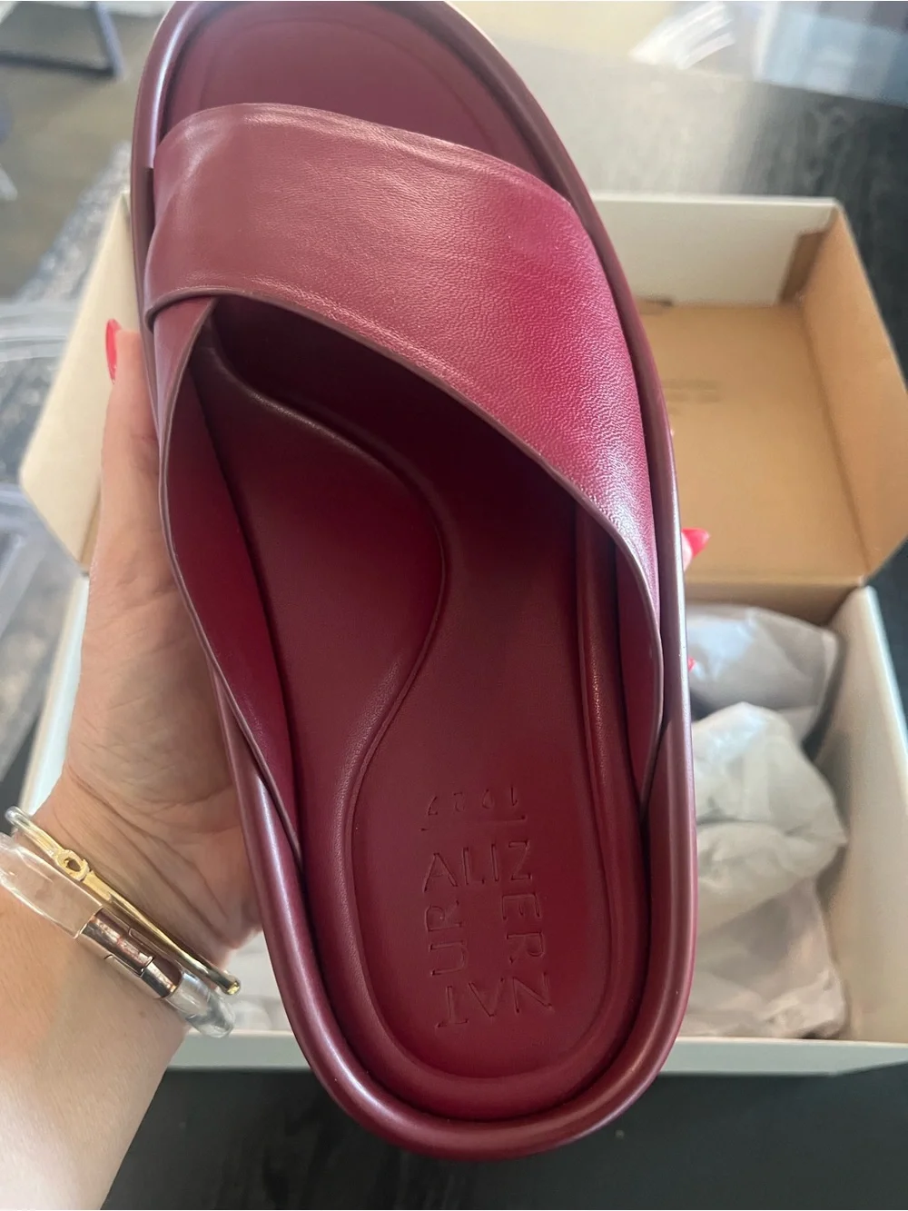 Naturalizer Wine Red Crossover Slide Sandals 7.5